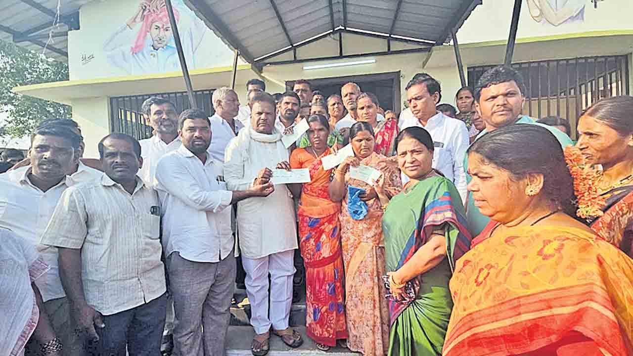 మోదీ పాలనలో దేశం వల్లకాడు