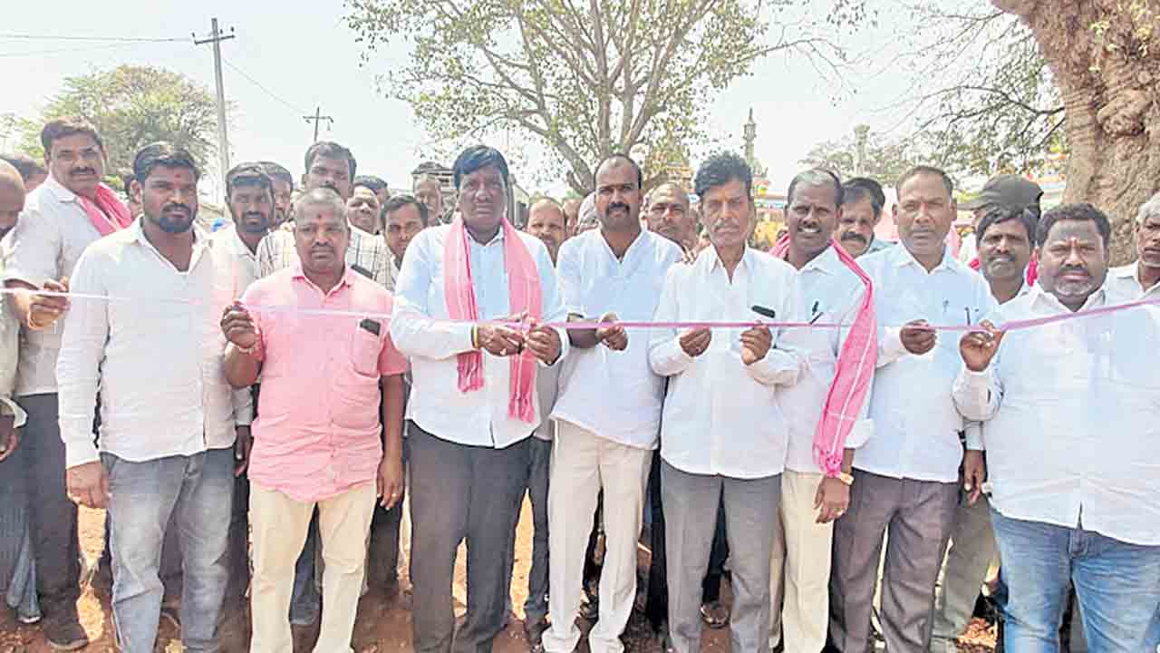 పోటీతత్వంతోనే పల్లెలకు అవార్డులు