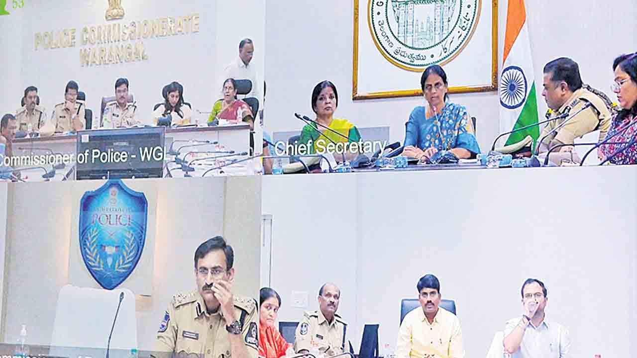 పరీక్షలు పకడ్బందీగా నిర్వహించాలి