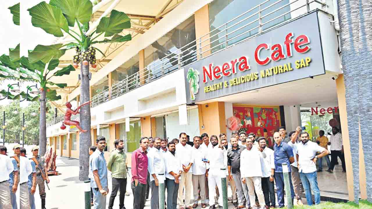 మైనస్‌ 20 డిగ్రీల్లో నీరా సేకరణ