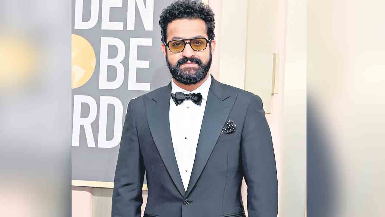 ఎన్టీఆర్‌పై హాలీవుడ్‌ దర్శకుడి ప్రశంస