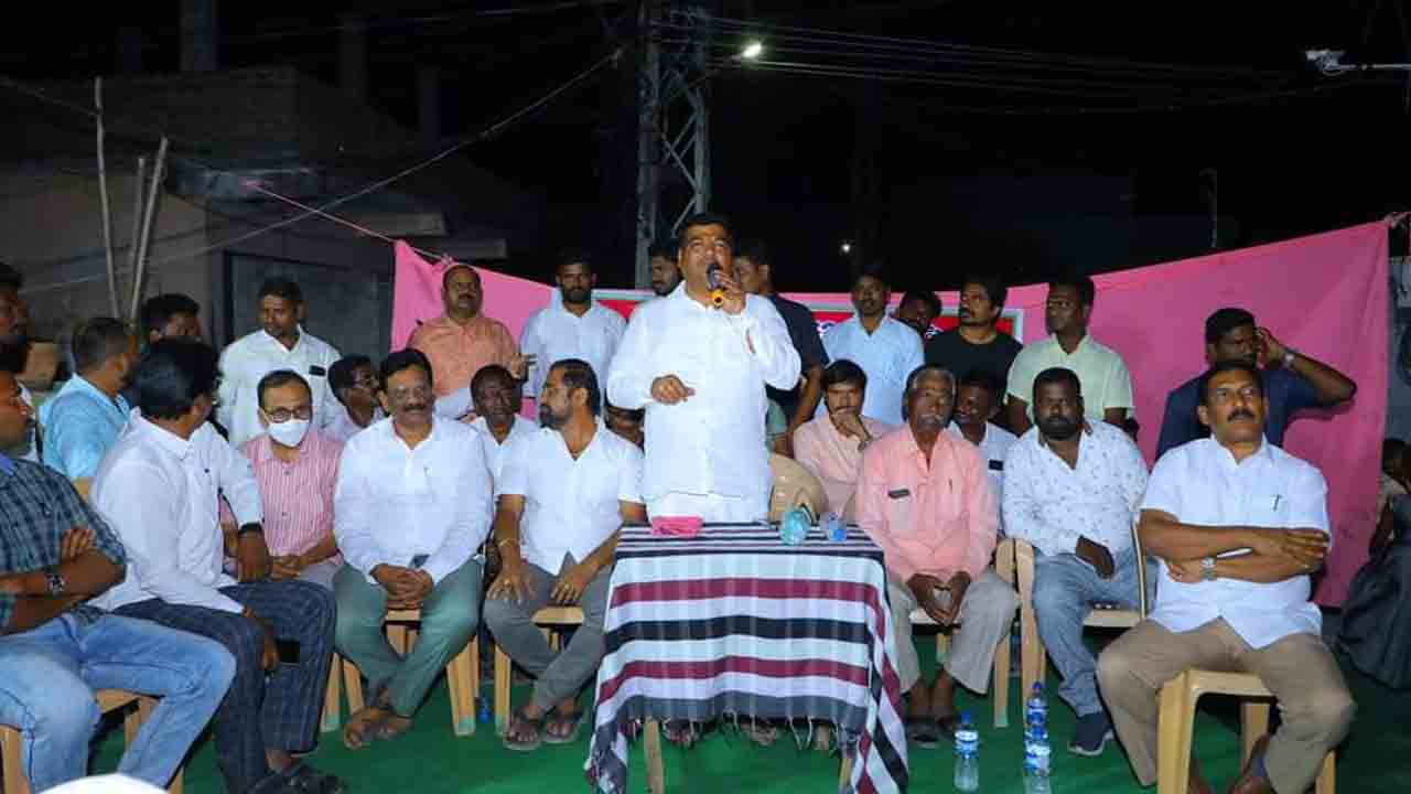 స్లమ్‌లెస్‌ సిటీగా తీర్చిదిద్దడమే లక్ష్యం