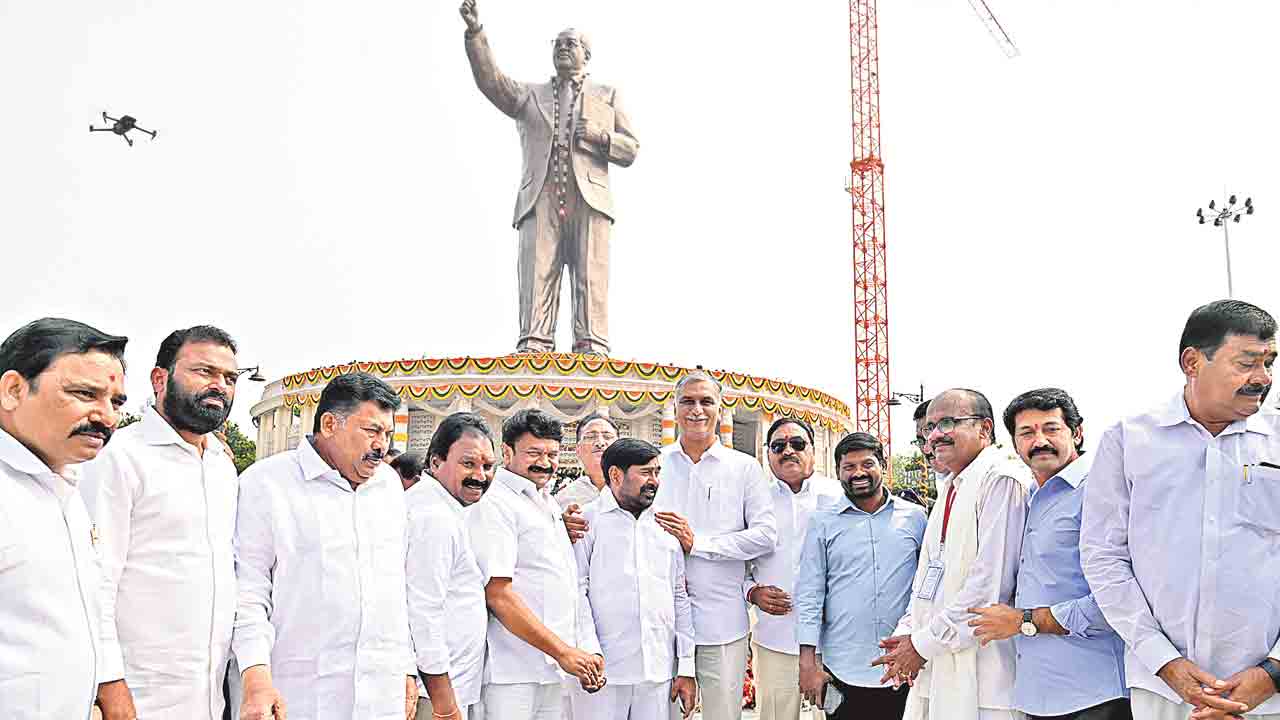 భీం కూడలివైపే.. దారులన్నీ