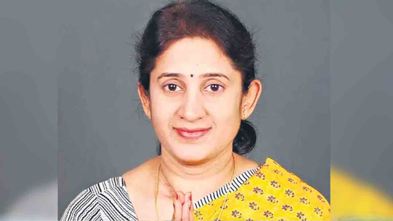 మాజీ ఎమ్మెల్యే నీరజారెడ్డి దుర్మరణం