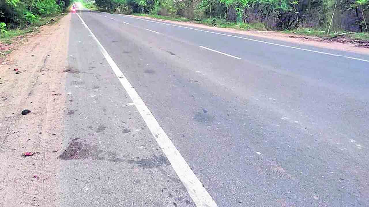 NH 563 | ఎన్‌హెచ్‌-563 విస్తరణకు మోక్షమెప్పుడో.. టెండర్లు పూర్తయి ఏడాదైనా నిర్లక్ష్యం వీడని కేంద్ర ప్రభుత్వం