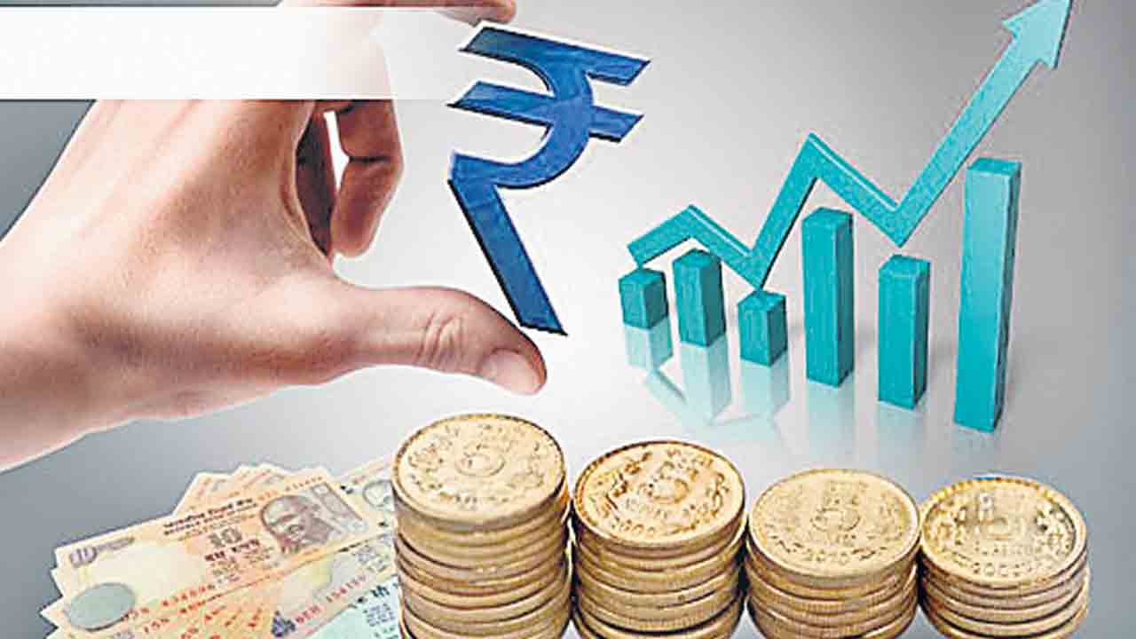 ఎకానమీకి ఎన్నారైల దన్ను