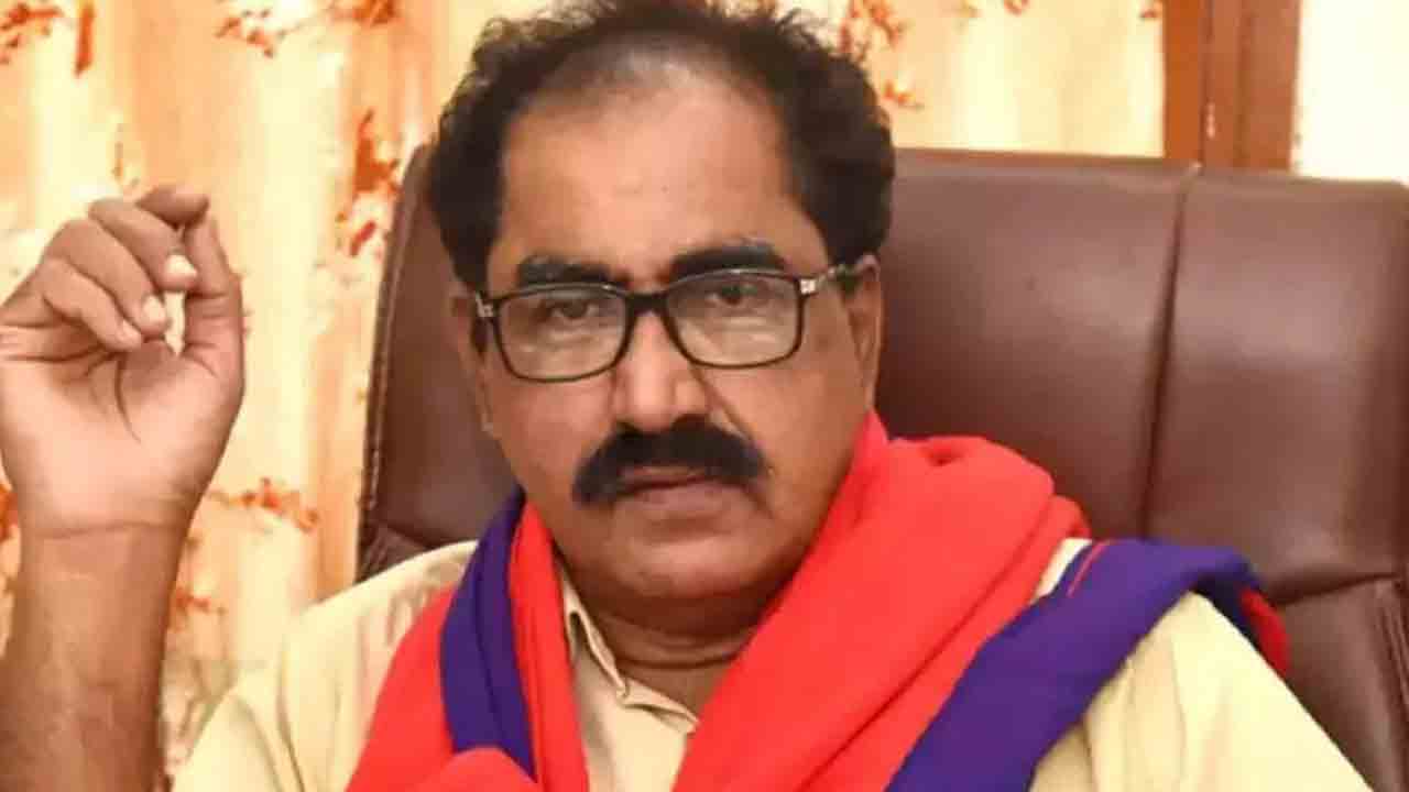 తెలంగాణకు మోదీ ఏమిచ్చారో చెప్పాలి?