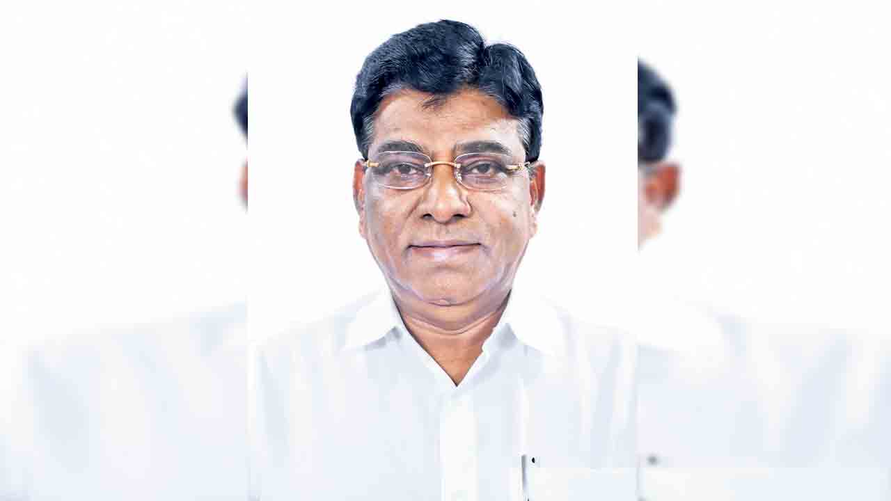 10 శాఖల్లోనే 10 లక్షల ఖాళీలా?