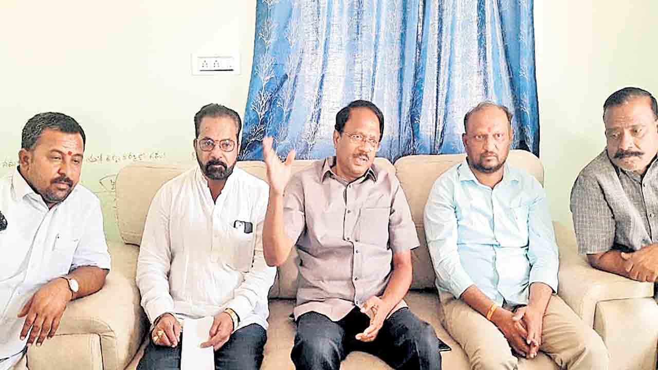 జూపల్లి, పొంగులేటికి శంకరగిరి మాన్యాలే