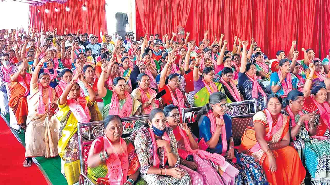 నేడు బీఆర్‌ఎస్‌ ప్రతినిధుల సమావేశం