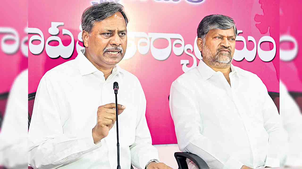 అవినీతిపై మాట్లాడే హక్కు మోదీకి లేదు