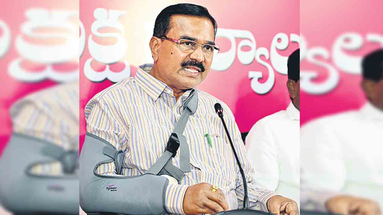 హద్దు మీరినందునే సస్పెన్షన్‌