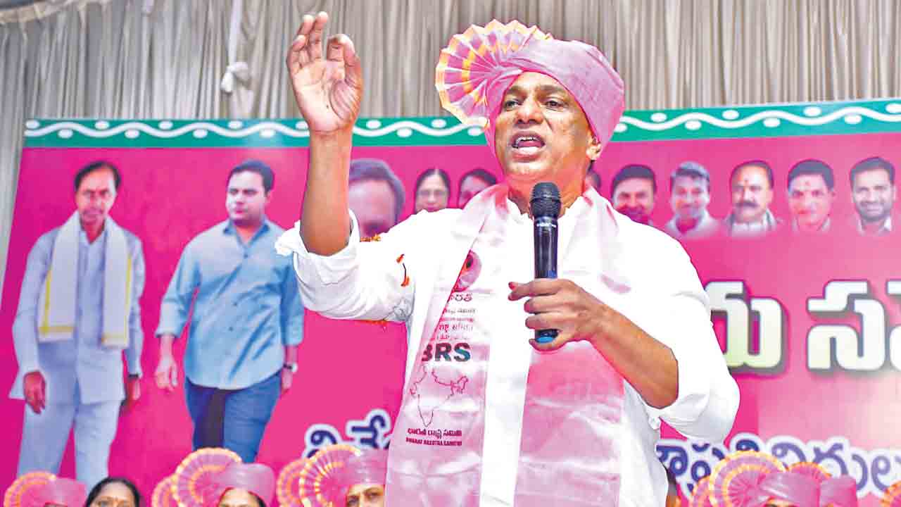 Minister Malla Reddy |  బీజేపీని నమ్మితే నోట్ల మన్నే.. బీఆర్‌ఎస్‌ను ఢీకొట్టే సత్తా ఎవరికీ లేదు: మంత్రి మల్లారెడ్డి
