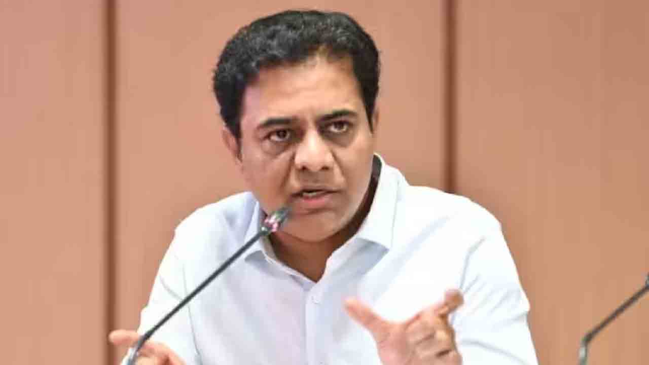 ఆత్మ నిర్భర్‌ కాదు.. అదానీ నిర్భర్‌