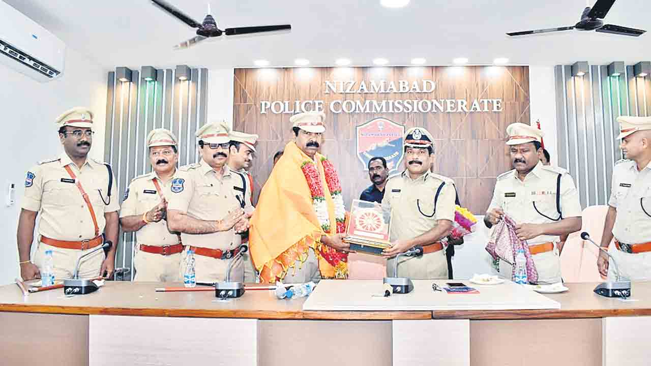 సీపీ నాగరాజుకు ఘనంగా వీడ్కోలు