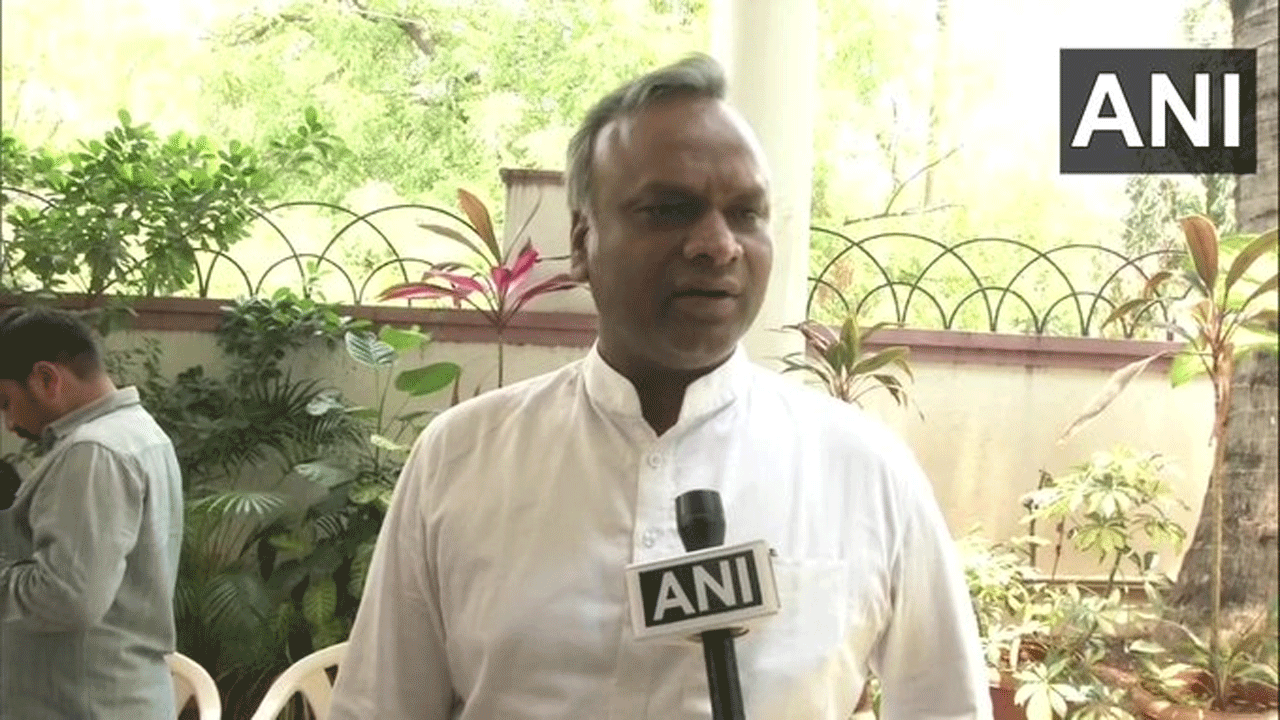 Karnataka Assembly Elections | సీనియ‌ర్ నేత‌ల‌ను విస్మ‌రిస్తున్న కాషాయ పార్టీ : ప్రియాంక్ ఖ‌ర్గే