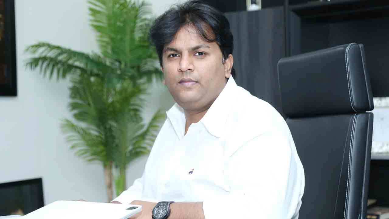 రవితేజను కొత్తగా చూస్తారు