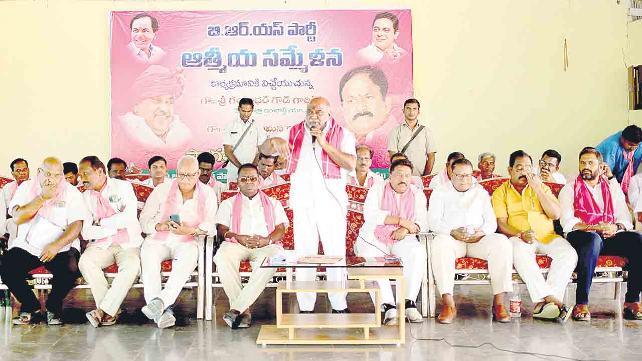 సంక్షేమం, అభివృద్ధిపై చర్చ జరగాలి..