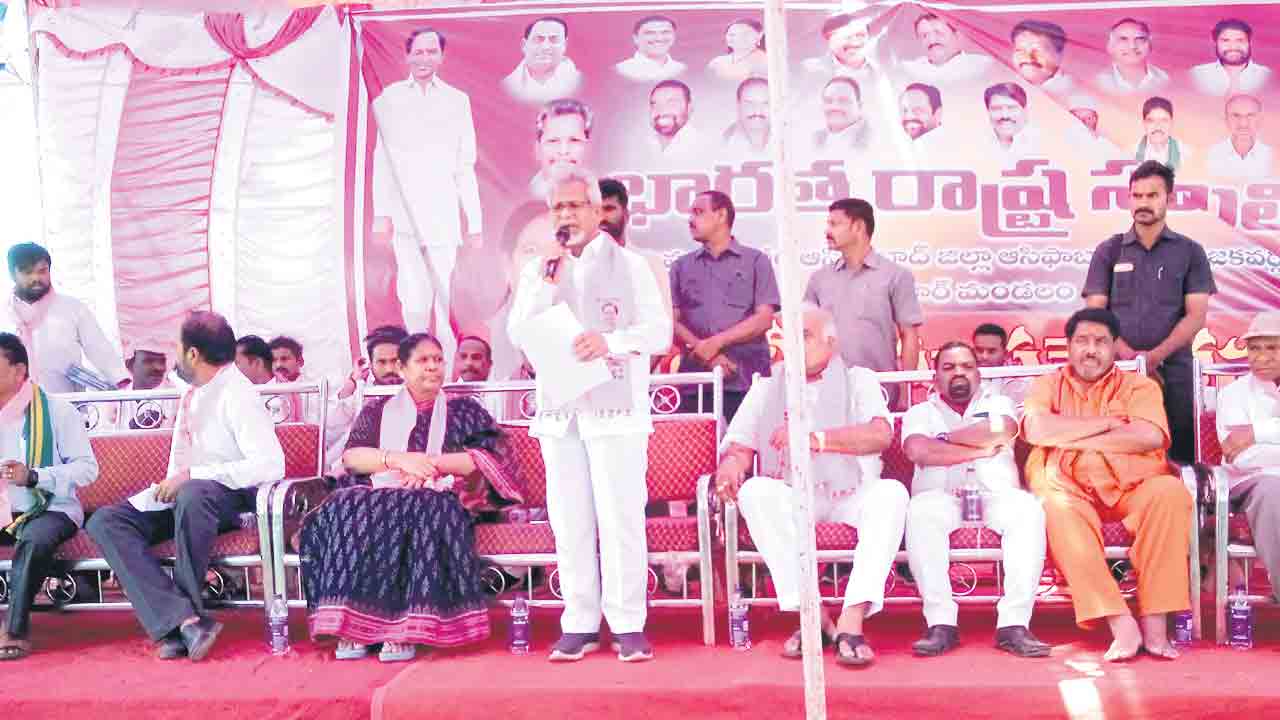 ఆత్మీయహోరు