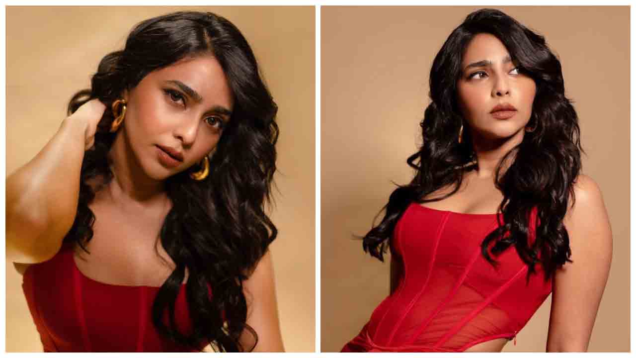 Aishwarya Lekshmi | ఎర్రగులాబీలా అందాన్ని విరబూస్తున్న ఐశ్వర్య లక్ష్మి..