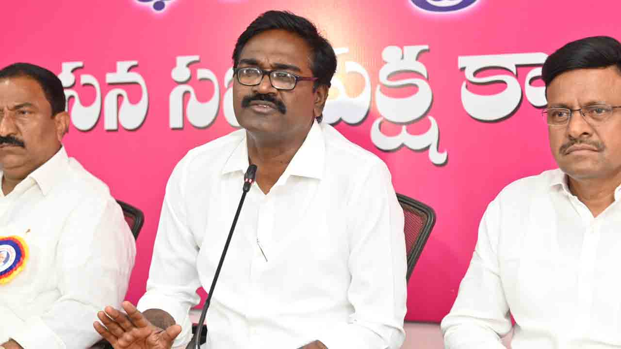 ఎన్నికల్లో లబ్ధికి ఇంత డ్రామానా?