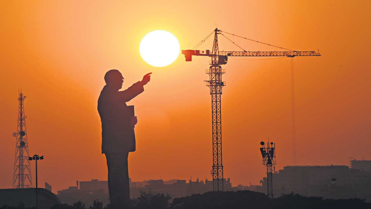 అంబేద్కర్‌ సూర్యుని వెలుగులో..