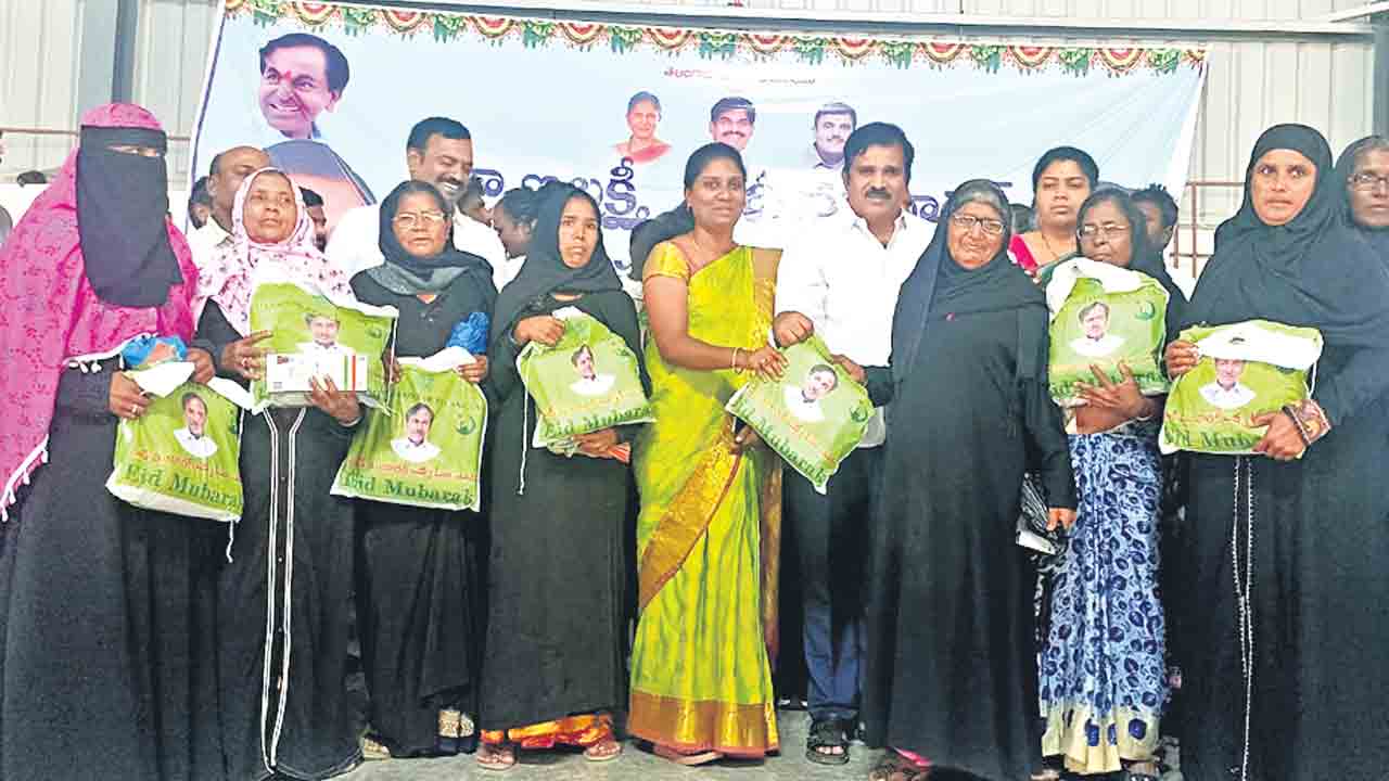 స‌ర్వ‌మ‌తాల‌కు ప్రాధాన్యం