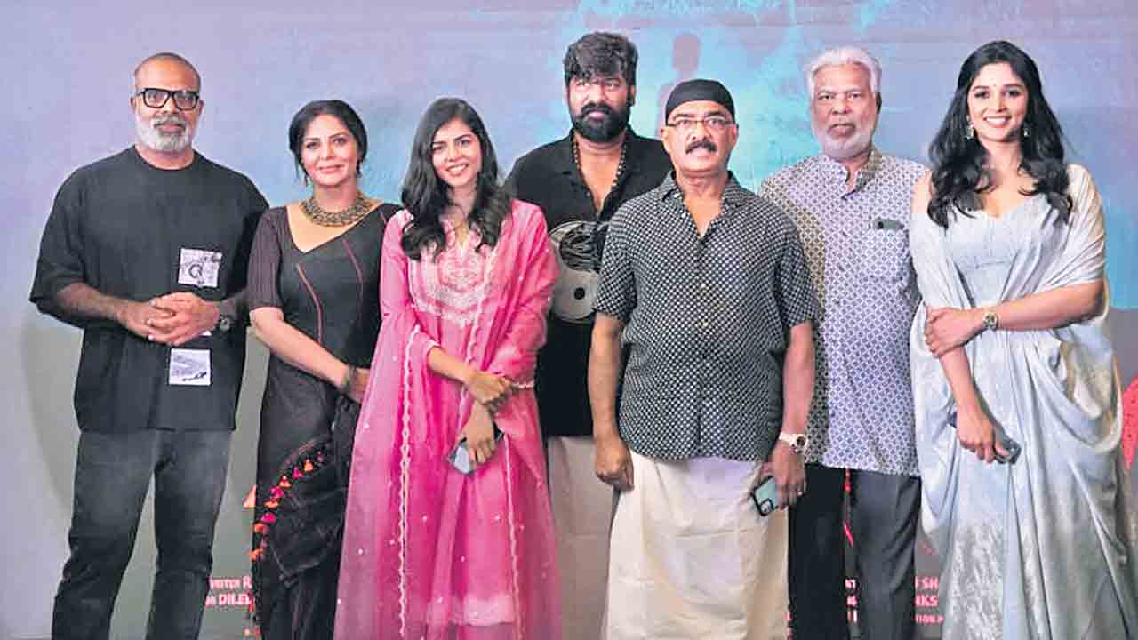 కమర్షియల్‌ ఎంటర్‌టైనర్‌ ‘ఆంటోని’