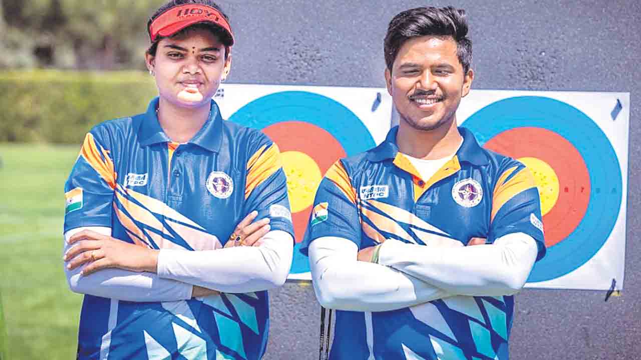 స్వర్ణ పోరుకు జ్యోతి-ఓజాస్‌ జోడీ