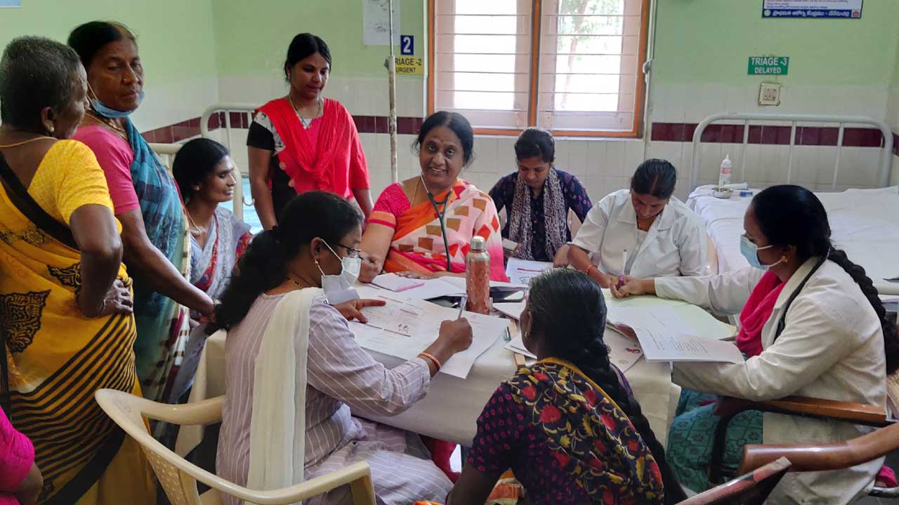 ‘ఆరోగ్య మహిళ’ అదుర్స్‌