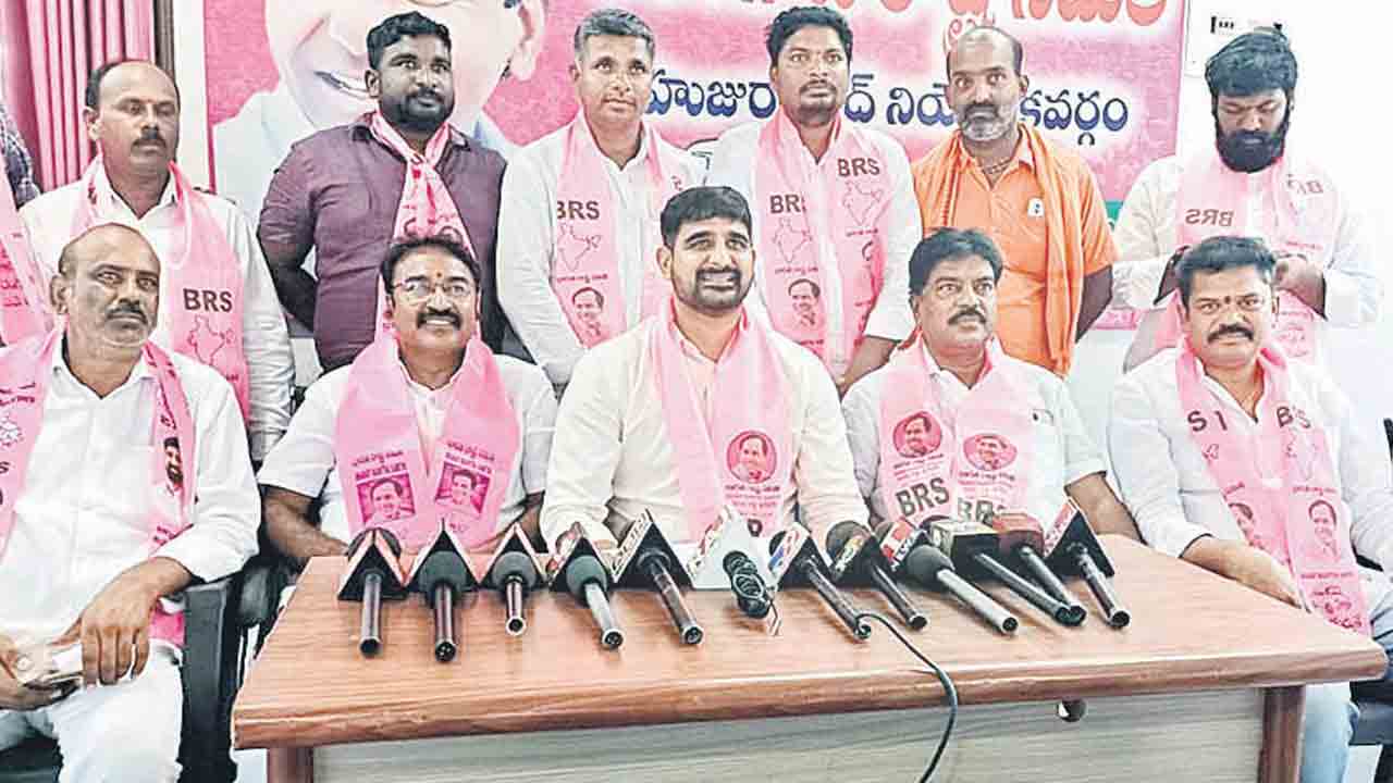 దళితబంధుపై చర్చకు సిద్ధమా!