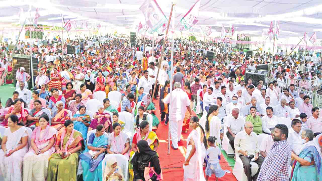 Minister Prashanth reddy | మహారాష్ట్ర వాసులకు కనిపిస్తున్న మన అభివృద్ధి ఇక్కడి విపక్ష నాయకులకు మాత్రం కనిపిస్తలేదు: మంత్రి వేముల