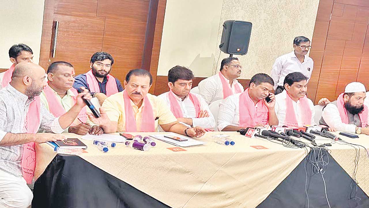 24న ఔరంగాబాద్‌లో బీఆర్‌ఎస్‌ బహిరంగ సభ