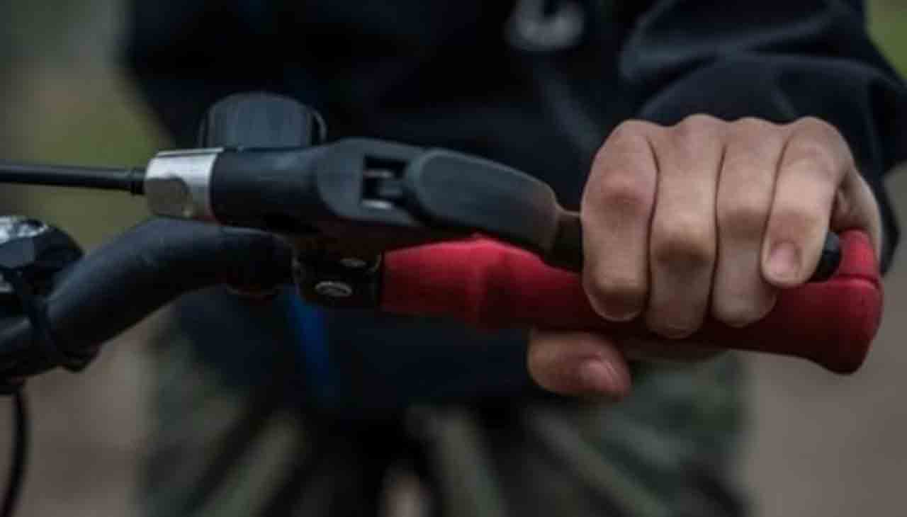 China boy | తల్లిపై అమ్మమ్మకు ఫిర్యాదు చేసేందుకు.. బాలుడు ఏం చేశాడంటే?