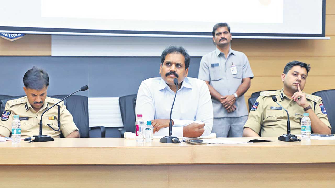 హనుమాన్‌ జయంతి ర్యాలీకి ముందస్తు అనుమతి తీసుకోవాలి