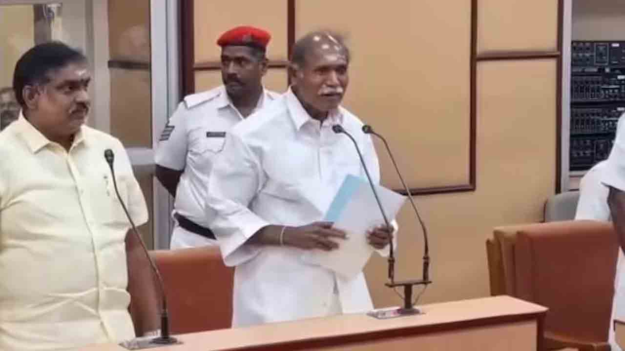 పుదుచ్చేరికి రాష్ట్ర హోదా కల్పించండి