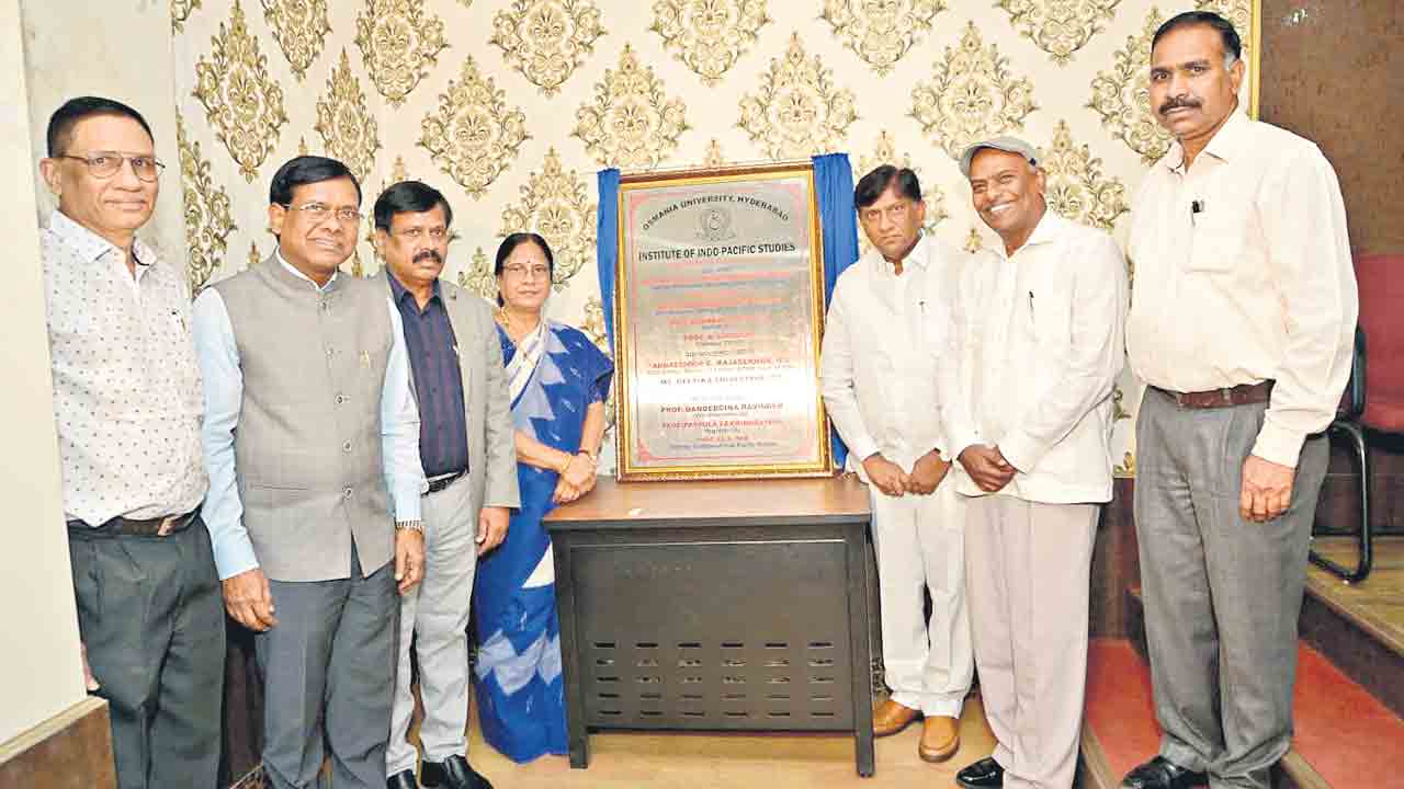 ప్రపంచ వ్యూహాత్మక కేంద్రంగా హైదరాబాద్‌ విమానాశ్రయం