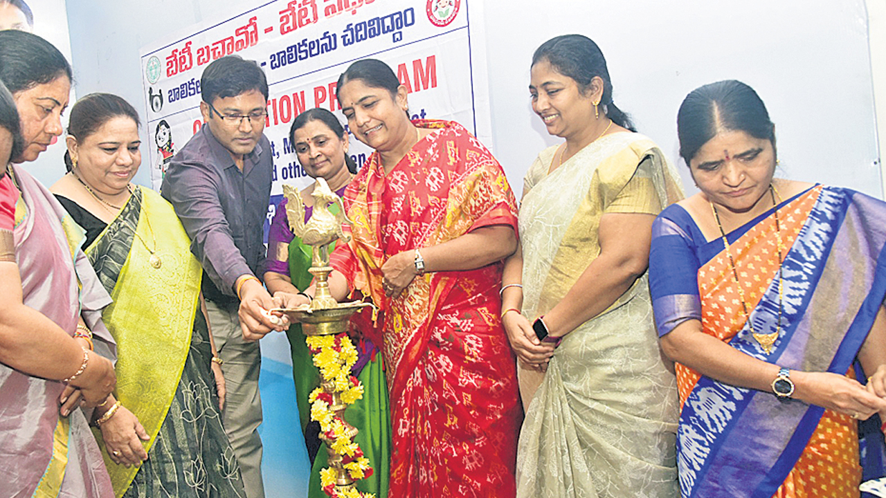 మ‌హిళ‌ల హ‌క్కుల ప‌రిర‌క్ష‌ణే ధ్యేయం