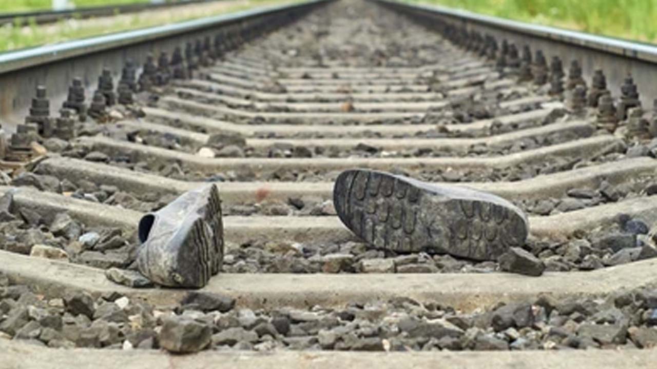 Viral News | చెప్పుపోయిందని ట్విట్టర్‌లో రైల్వే అధికారులకు ప్రయాణికుడి ఫిర్యాదు..! అధికారులు ఏం చేశారంటే..?