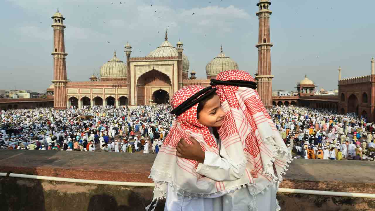 Eid Ul Fitr | నేడు రంజాన్‌.. మసీదుల్లో ప్రత్యేక ప్రార్థనలు