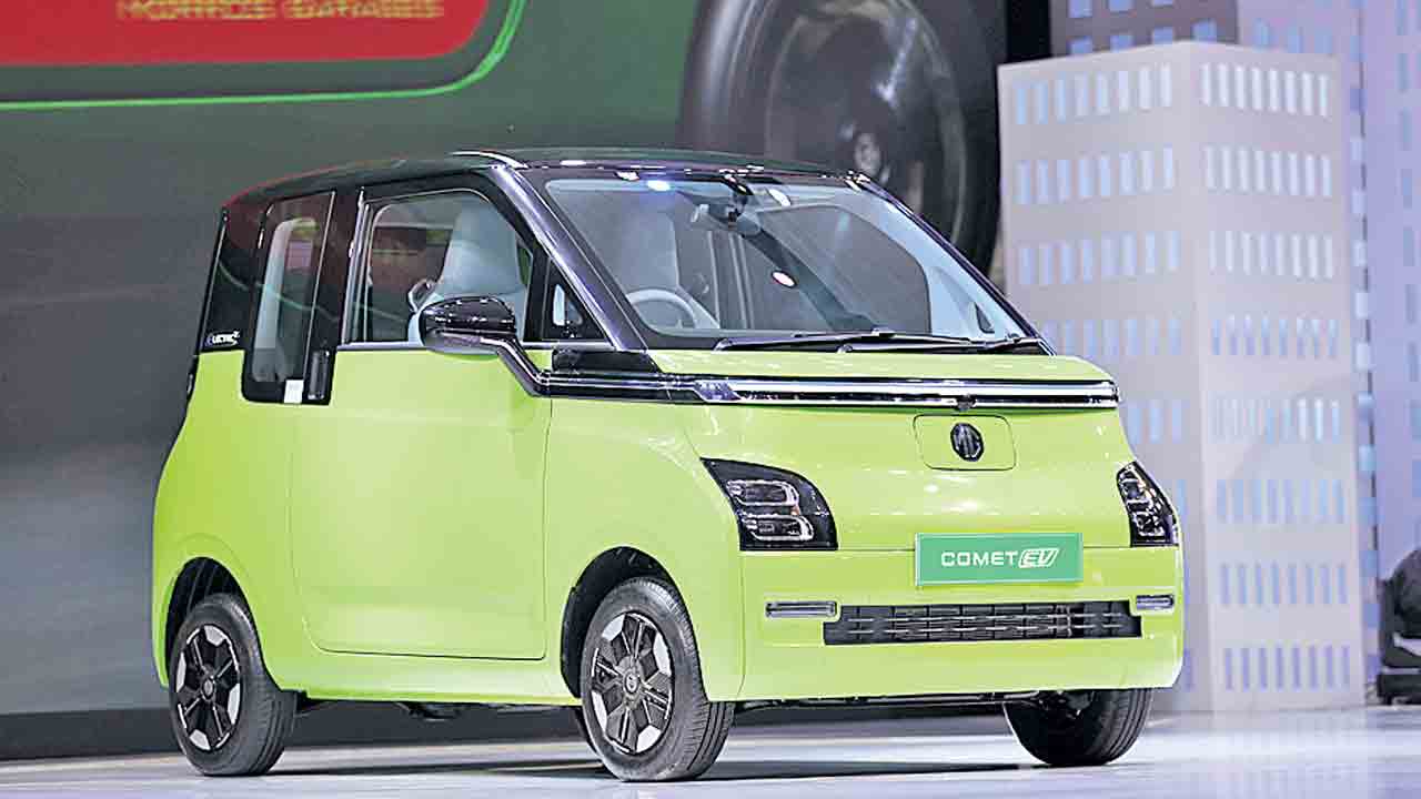 సింగిల్‌ చార్జ్‌ 230 కి.మీ.