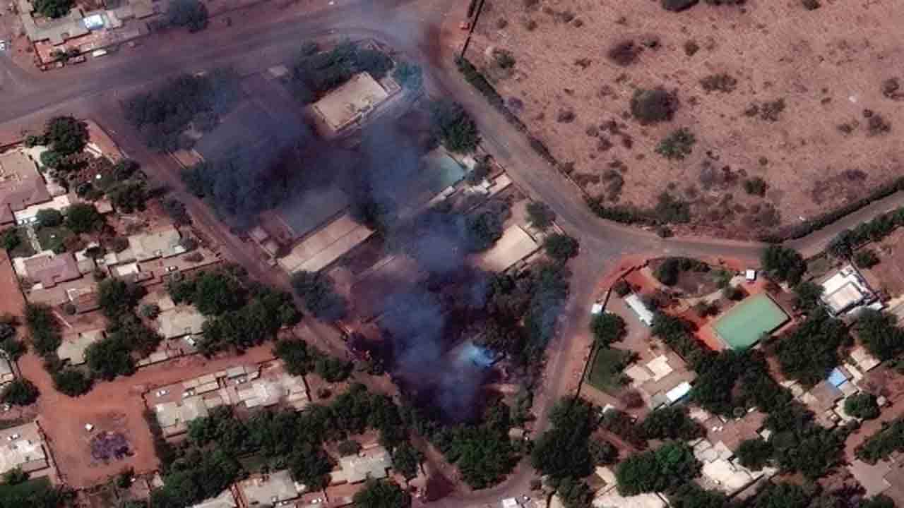 Sudan | సుడాన్‌ ఫైటింగ్ జోన్‌లో ఇండియన్‌ ఎంబసీ.. భారతీయులు అక్కడకు వెళ్లొద్దని సూచన