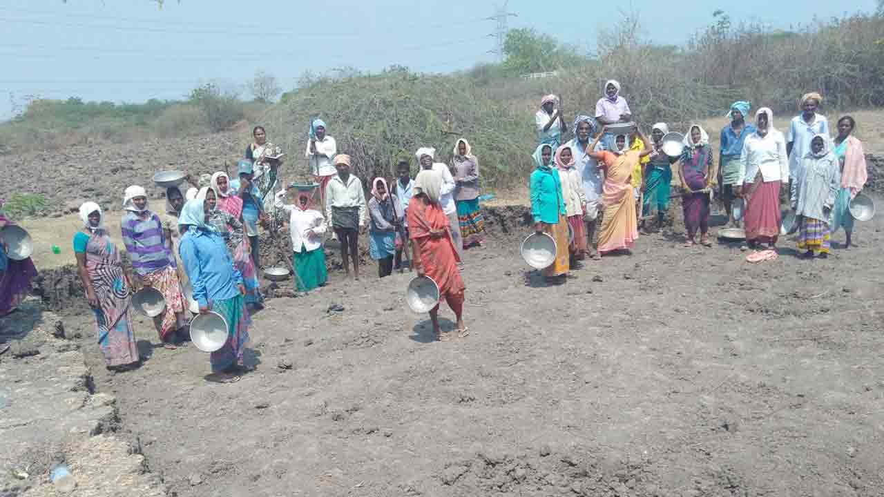 ఉపాధి పనిదినాల్లో కేంద్రం కోత