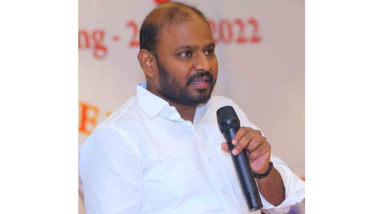 BJP | బీజేపీ బతుకంతా ఫేక్‌..లీక్‌  : ఎఫ్‌డీసీ చైర్మన్ అనిల్ కూర్మాచలం