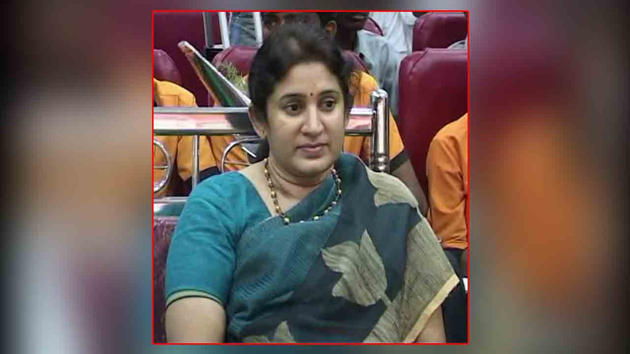 Neeraja Reddy  | రోడ్డు ప్రమాదంలో మాజీ ఎమ్మెల్యే నీరజారెడ్డి మృతి