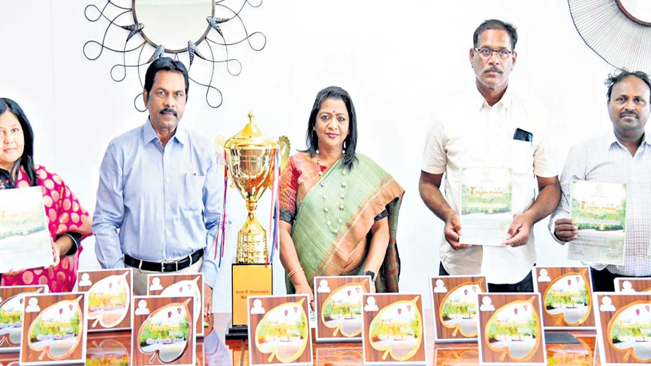 జీహెచ్‌ఎంసీకి 19 అవార్డులు