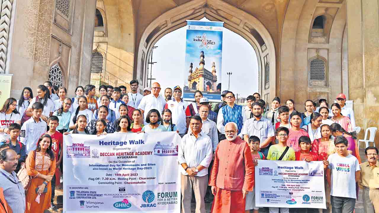 చార్మినార్‌ టు చౌమహల్లా ప్యాలెస్‌