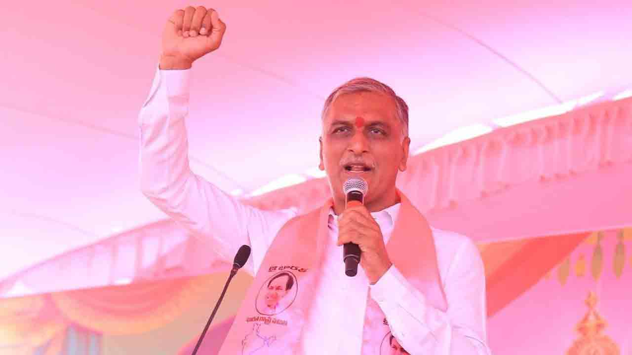 Minister Harish Rao | కేసీఆర్‌ను తిట్టడం అంటే తినే కంచంలో ఉమ్మేసుకోవడమే : మంత్రి హరీశ్‌రావు