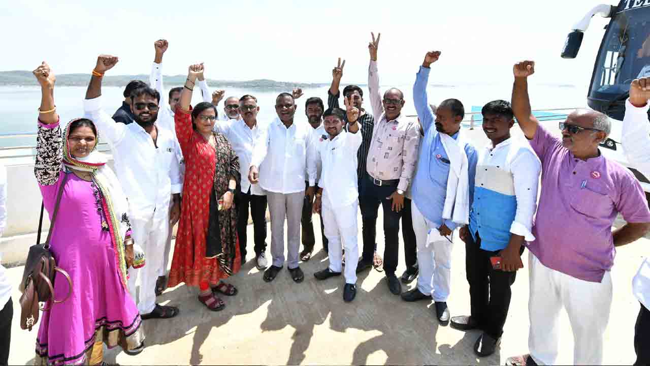 Ab Ki Baar Kisan Sarkar |  తెలంగాణలో వ్యవసాయం పండుగ.. సిద్దిపేట జిల్లా టూర్‌లో మహారాష్ట్ర రైతులు