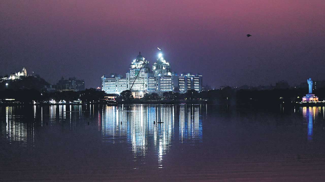 స్వచ్ఛ హుస్సేన్‌సాగర్‌